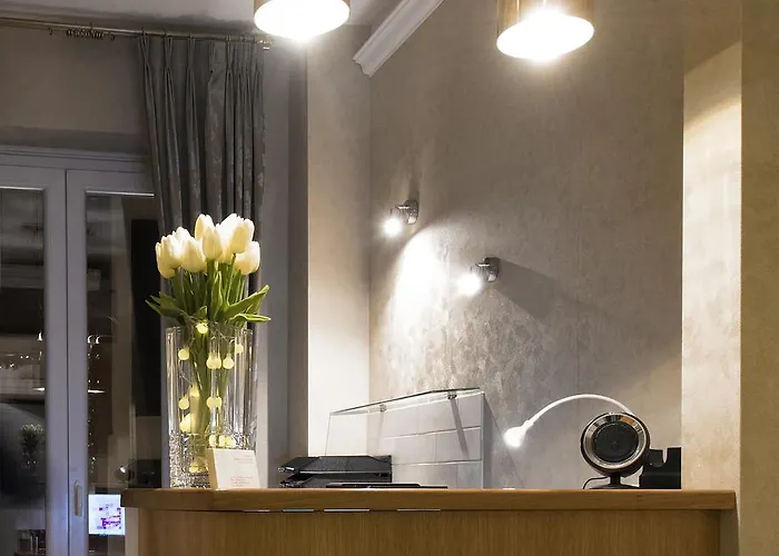 Konukevi Relais Bocca Di Leone Roma